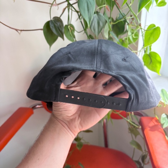 vintage AUTO DETAILS Trucker hat retro font - Picture 6 of 8